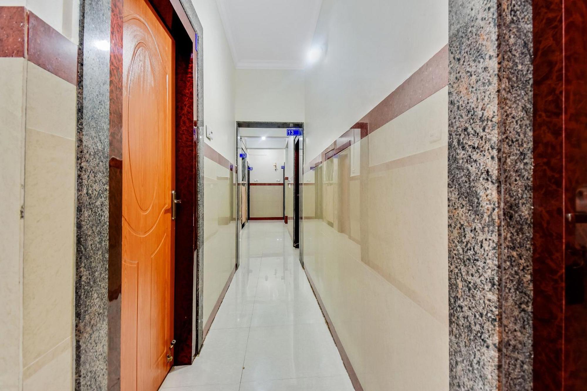 Hotel O Sri Sai Guru Comforts Yelahanka Luaran gambar